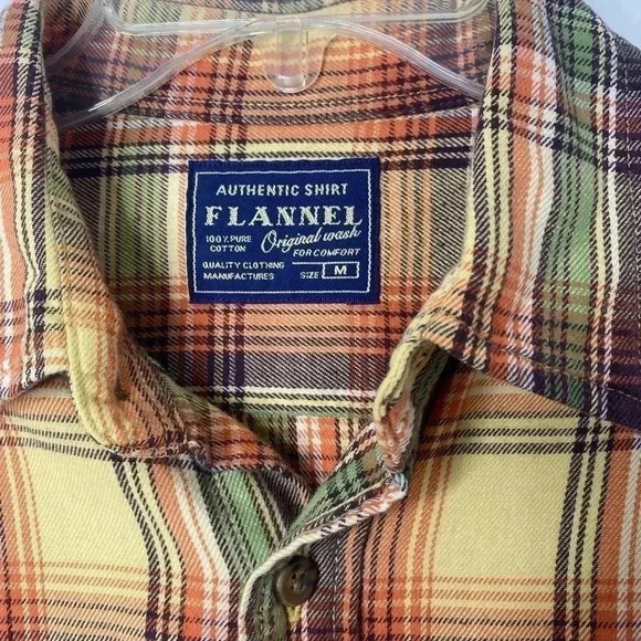 Vintage Men’s Flannel Button Down Shirt - Picture 3 of 4